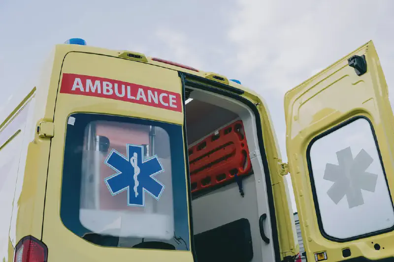 Featured image of post First Time on an Ambulance