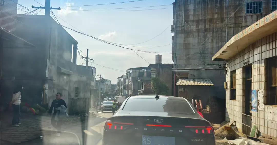 湖南农村见闻：同样人口流出，为何活出不同样子？